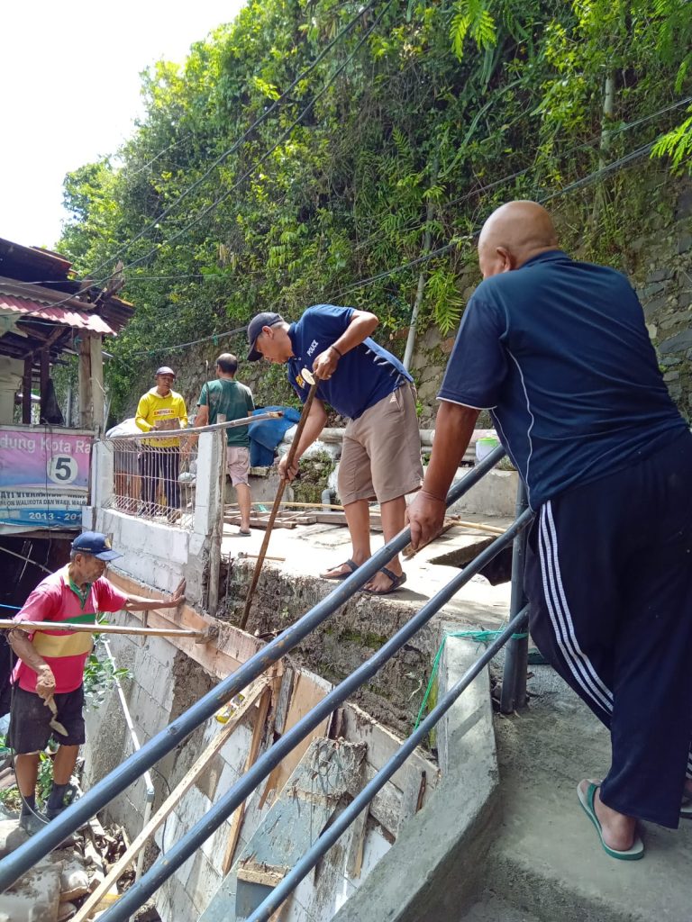 Perbaikan Jalan Longsor whatsapp image 2026 01 02 at 17.39.36